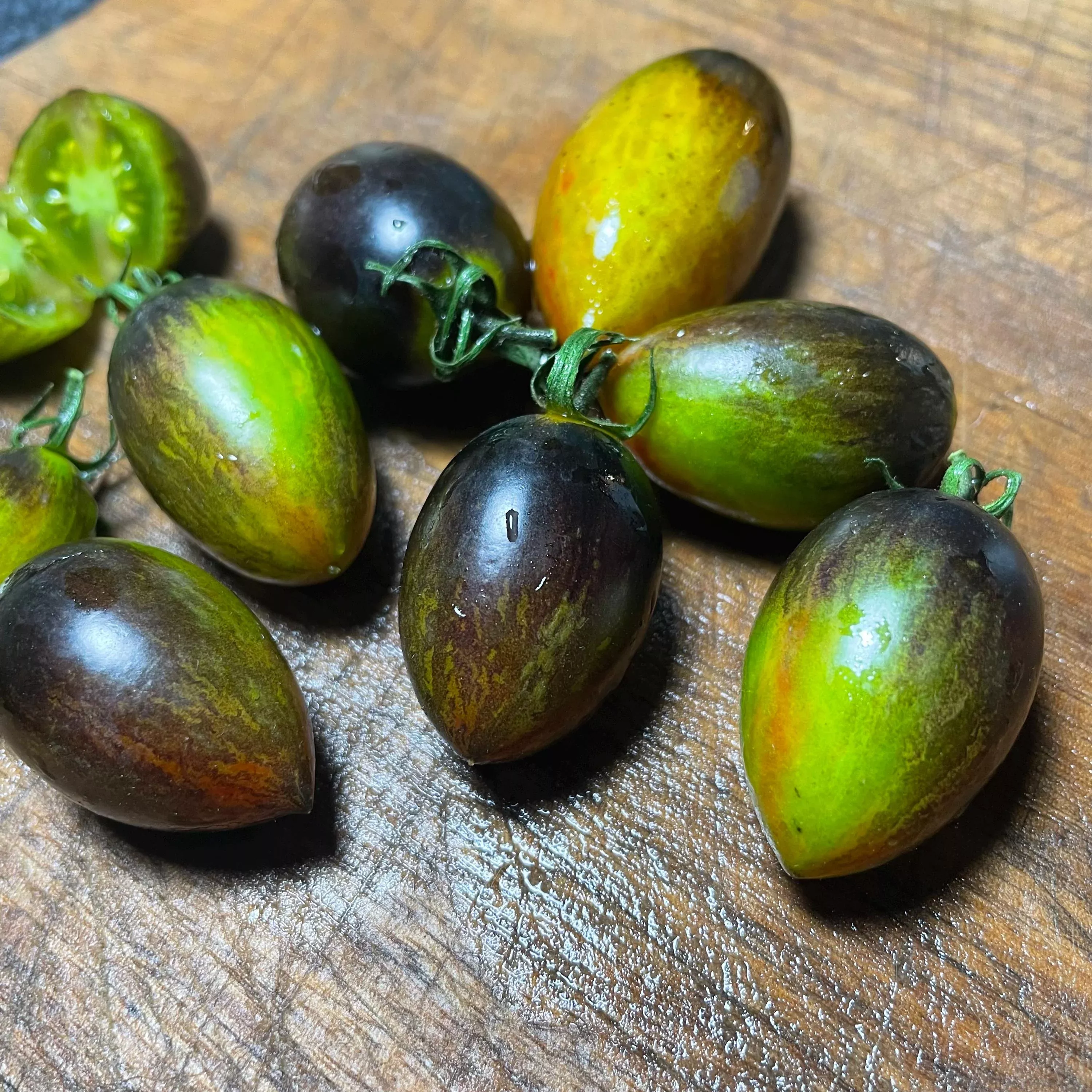 Brad's Atomic Grape - Tomato Seeds