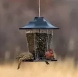 Carriage Feeder 1.5 lb.