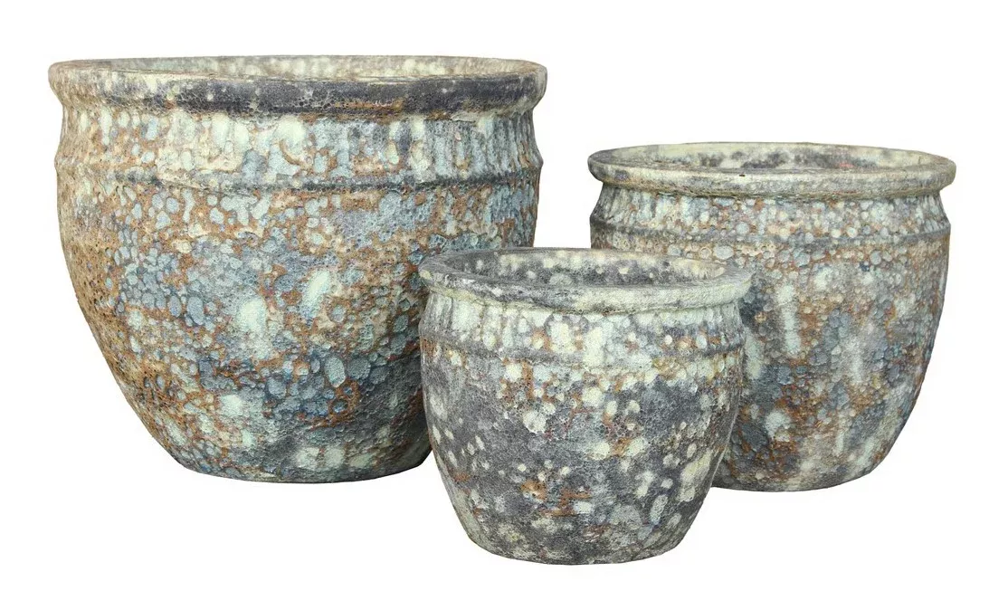 Carved Collar Kettle Pot