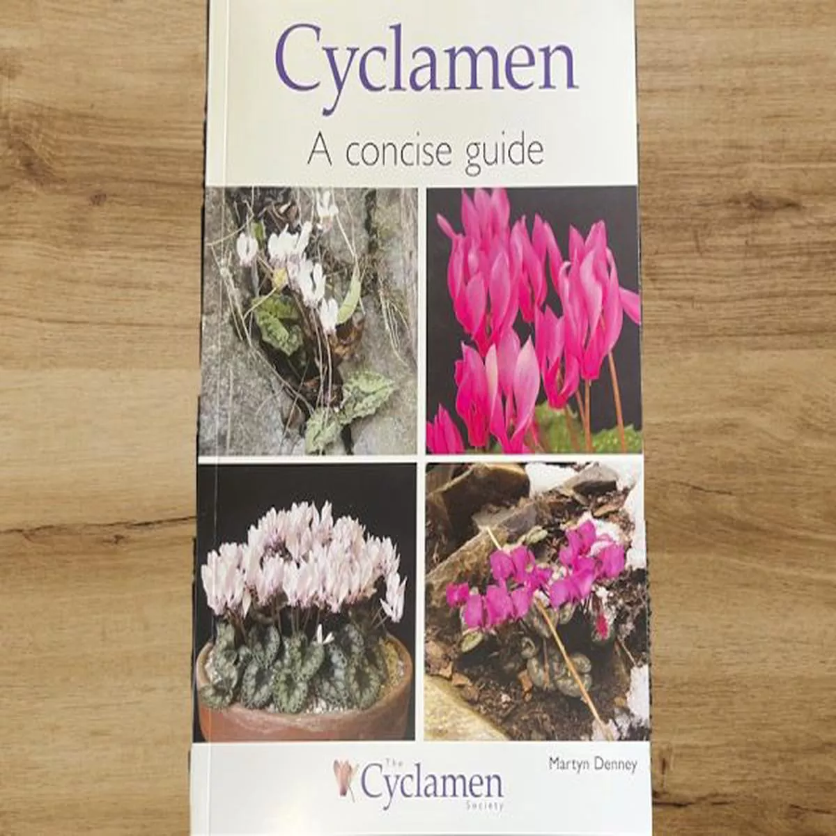 CyclamenA concise guide. Martyn DenneyThe Cyclamen Society.
