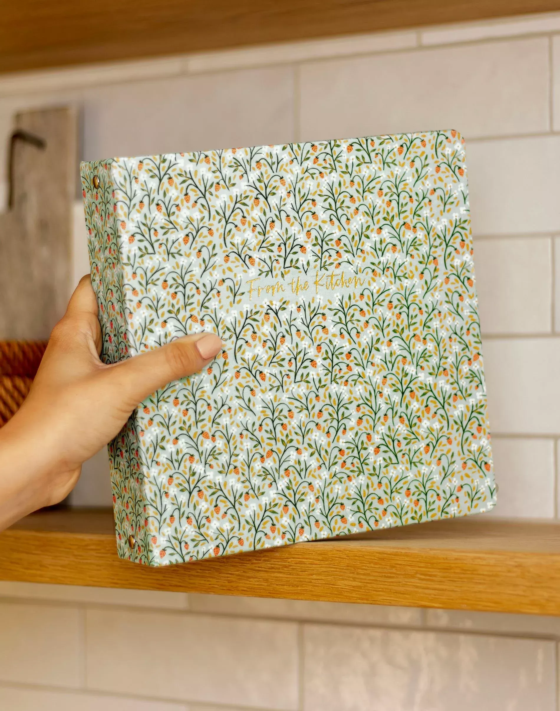 Strawberry Meadow Petite Recipe Binder