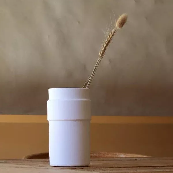 Symmetrical Vase 03